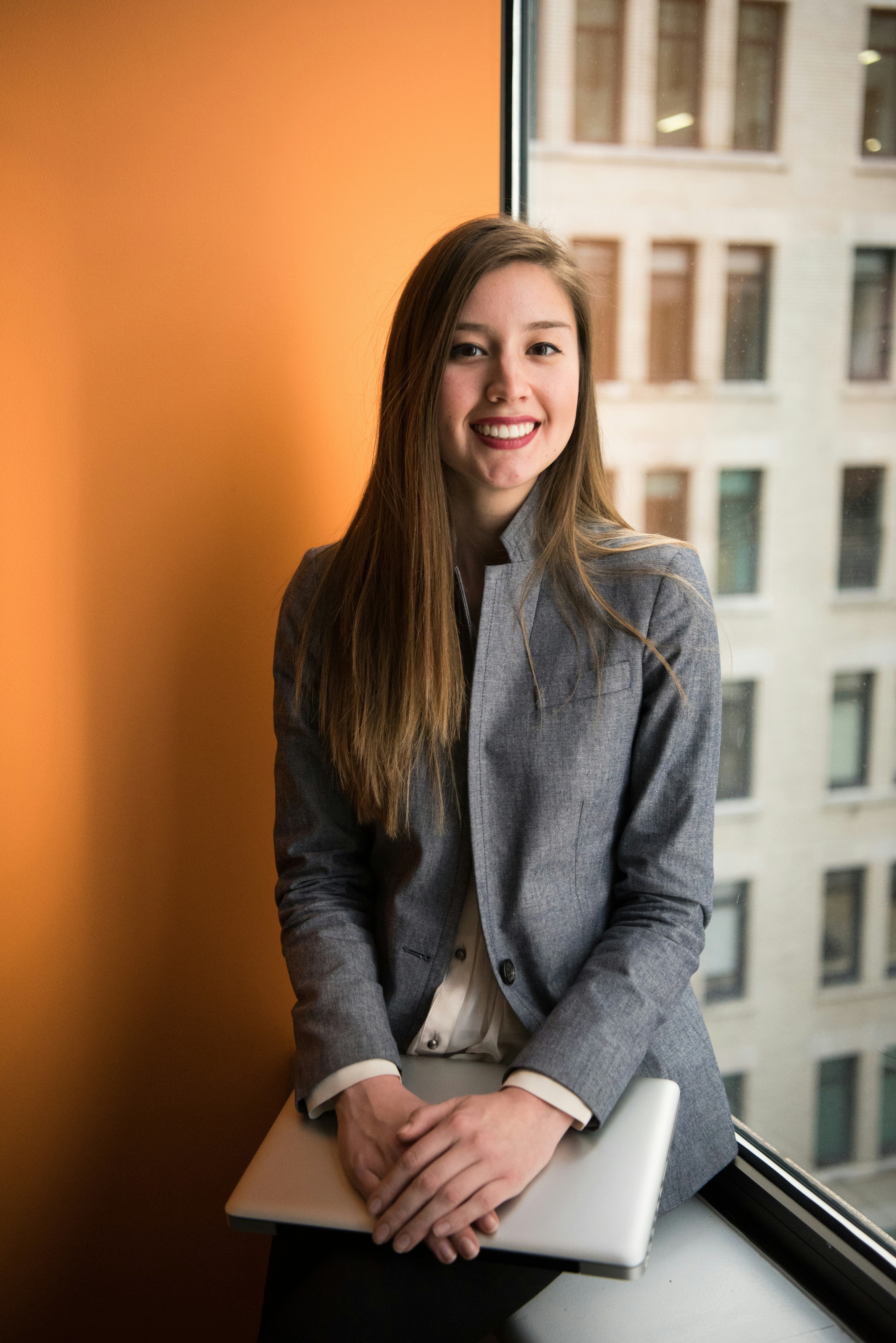 Professional woman working on lead generation
